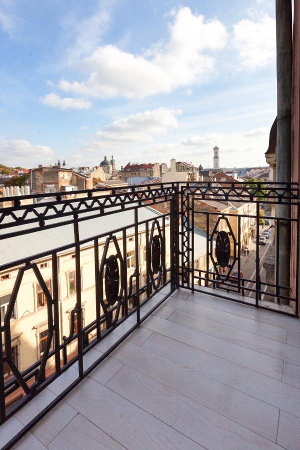 לבוב Leogrand Apartments On Khmelnytskoho 11 מראה חיצוני תמונה