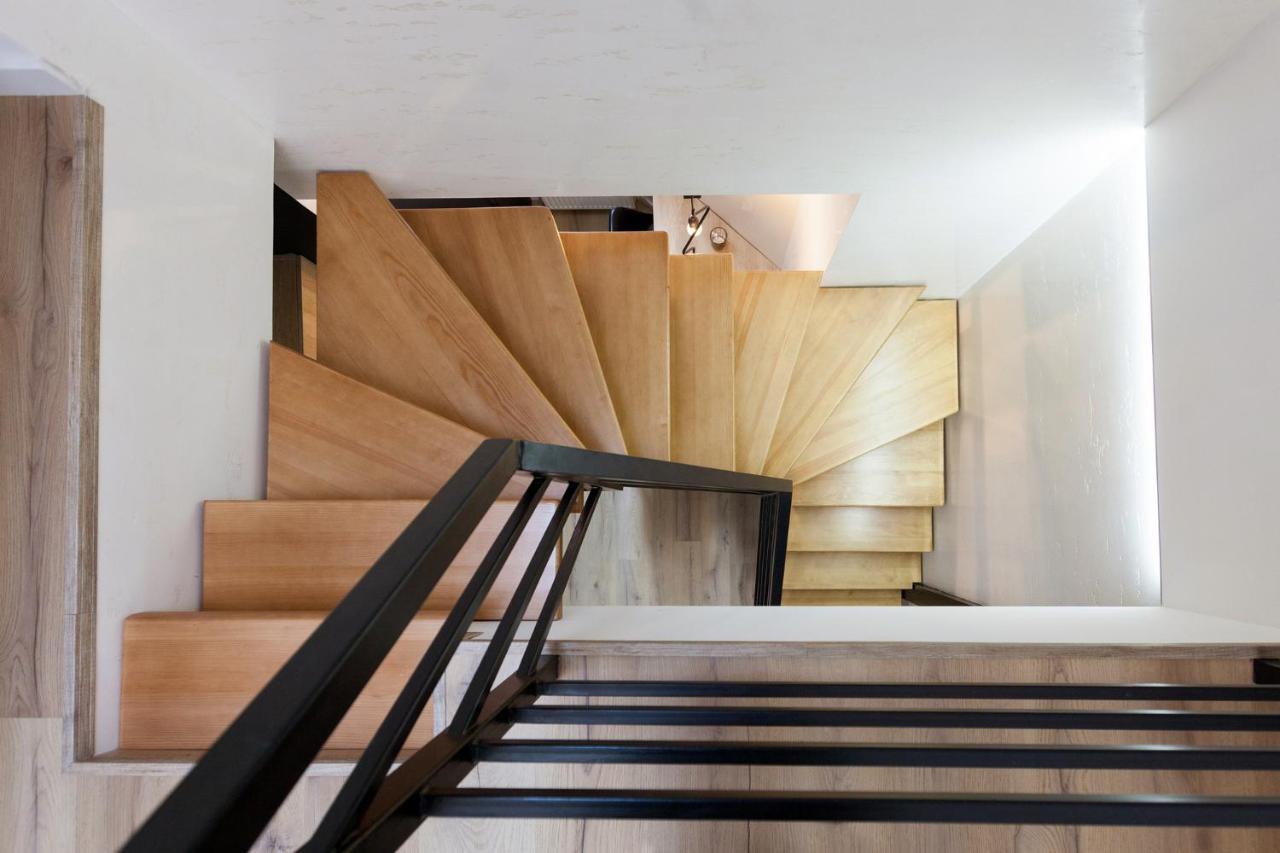לבוב Leogrand Apartments On Khmelnytskoho 11 מראה חיצוני תמונה