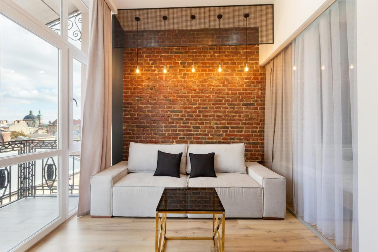 לבוב Leogrand Apartments On Khmelnytskoho 11 מראה חיצוני תמונה