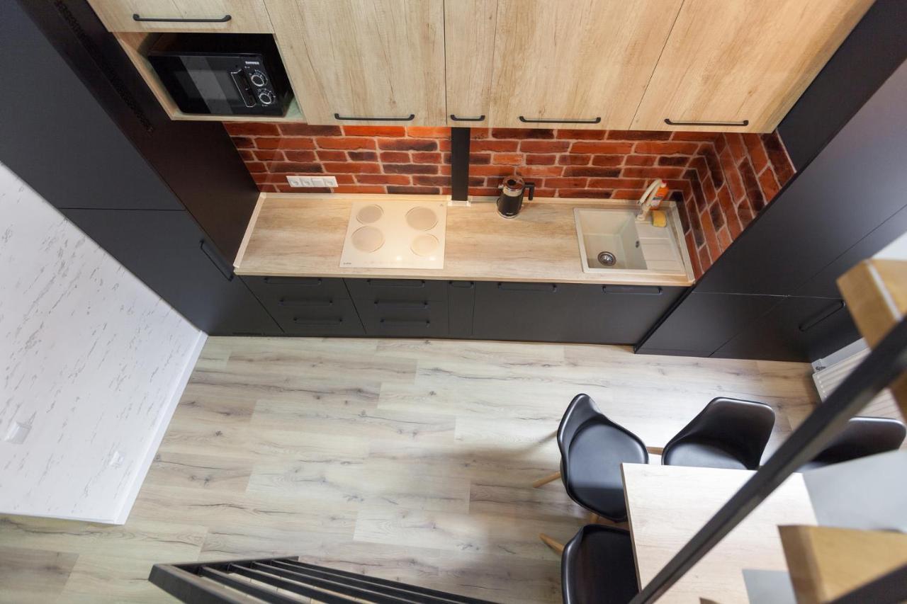 לבוב Leogrand Apartments On Khmelnytskoho 11 מראה חיצוני תמונה